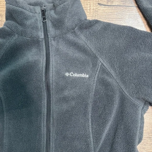 Columbia Black Fleece Jacket - Picture 3 of 4